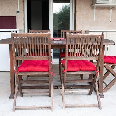 Appartement Le Jutini Caunes-Minervois Exterior photo
