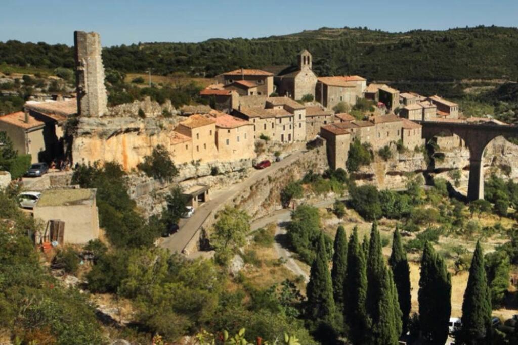 Appartement Le Jutini Caunes-Minervois Exterior photo